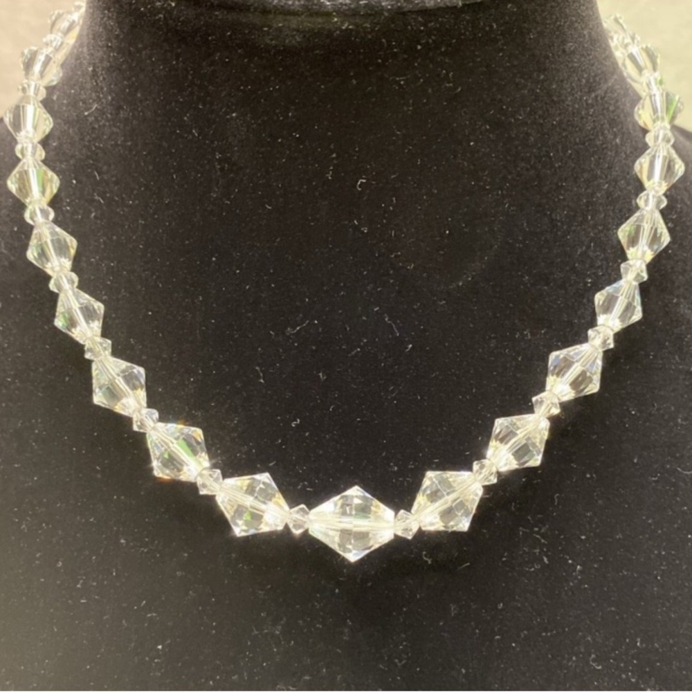 Faceted Crystal Bead Necklace in Clear